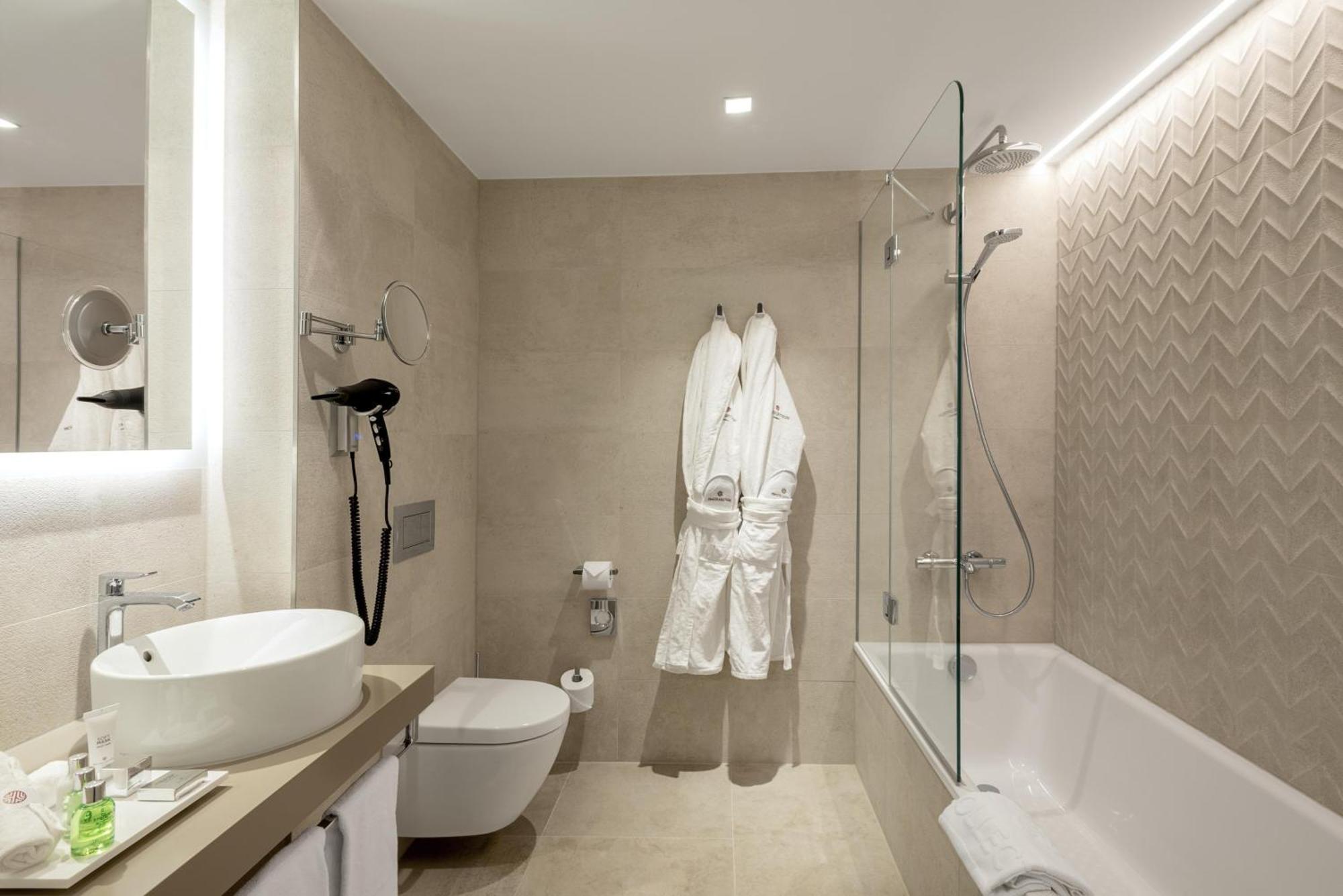 Superior City View Room