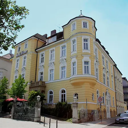 Boutique Hotel Krone München-3
